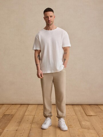 T-Shirt 'Caspar' DAN FOX APPAREL en blanc