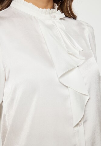 faina - Blusa em branco