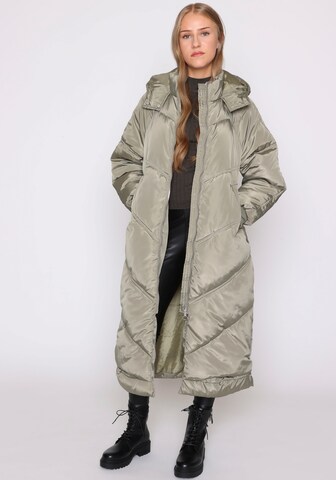 Hailys Winter Coat in Beige: front