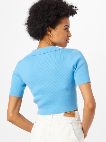 GLAMOROUS T-Shirt in Blau