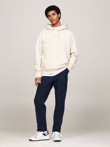 Tommy Jeans Sweatshirt in Beige