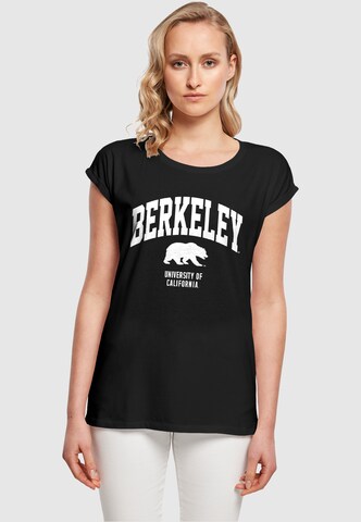 Merchcode Shirt 'Berkeley University - Bear' in Zwart: voorkant