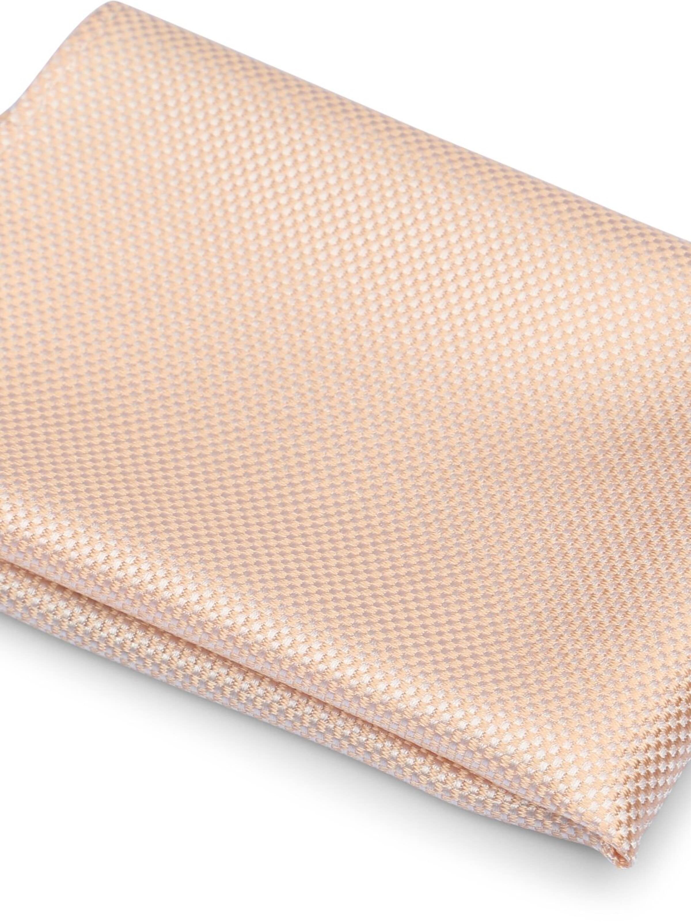 Suitable Pocket Square in Pink