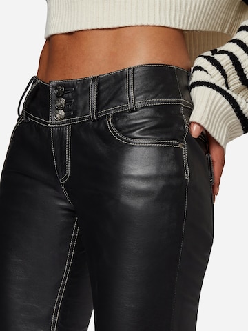 Slimfit Pantaloni di RICANO in nero