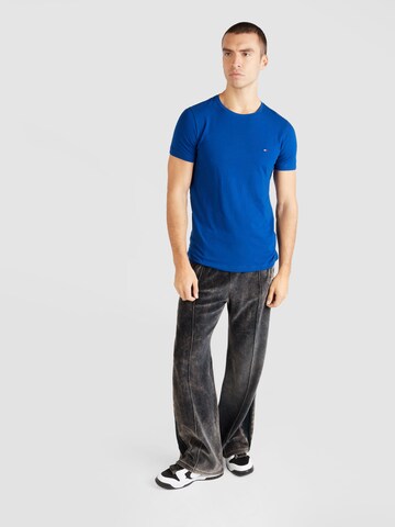 TOMMY HILFIGER Slim Fit T-Shirt in Blau