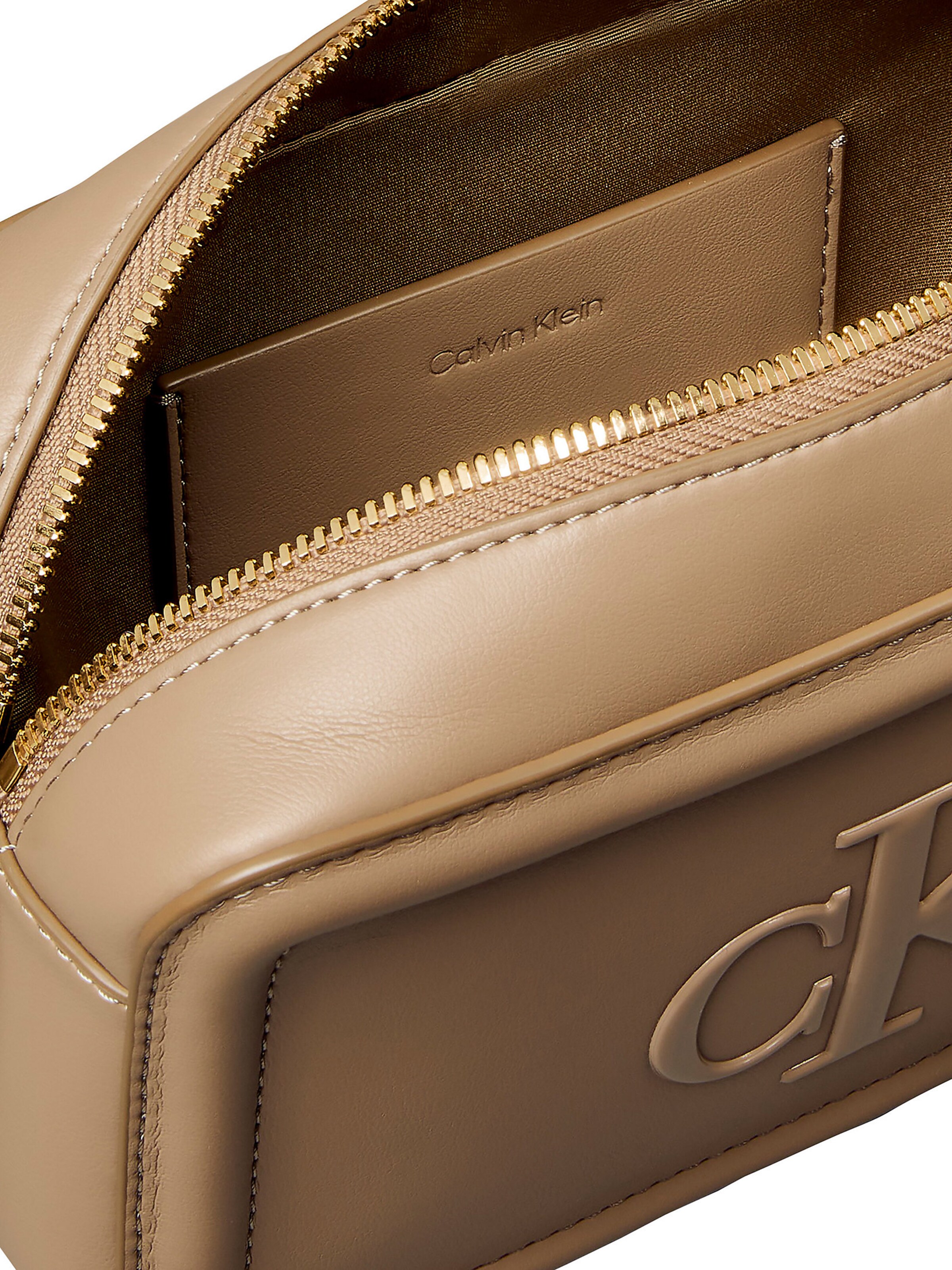 Calvin Klein Schoudertas in Bruin