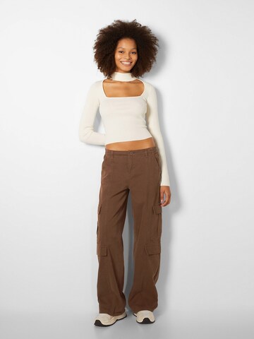 Loosefit Pantalon cargo Bershka en marron