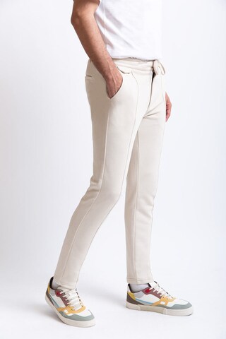 UNIQVIBE Slimfit Broek in Beige