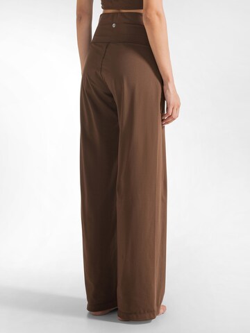 DEHA Wide leg Leggings in Bruin