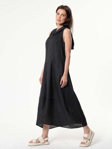 Metamorphoza Dress in Black