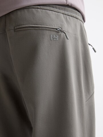 Pull&Bear Tapered Hose in Grau