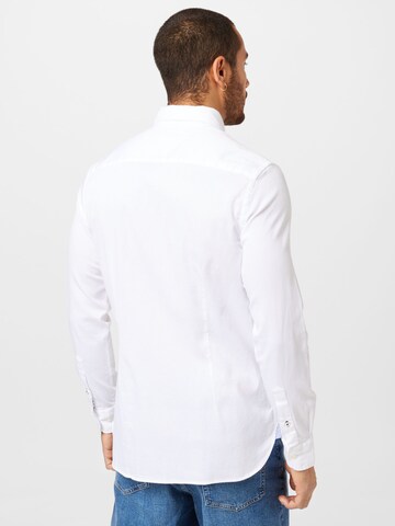 TOMMY HILFIGER - Ajuste estrecho Camisa en blanco