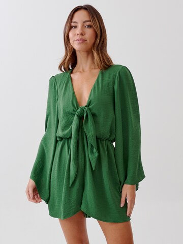 Tussah Jumpsuit 'NELLA' i grön: framsida