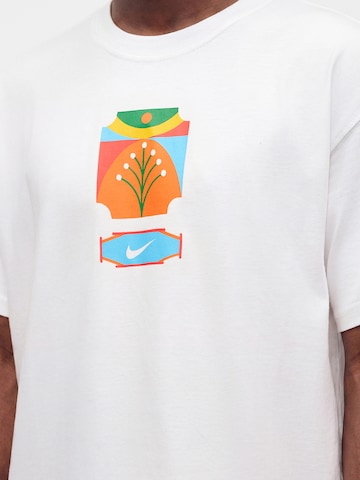 Nike Sportswear Póló 'PALM TREE' - fehér