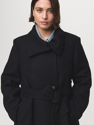 Manteau mi-saison 'SIRENITA' MANGO en noir
