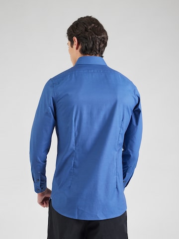 Michael Kors Slim Fit Hemd in Blau: Rückseite