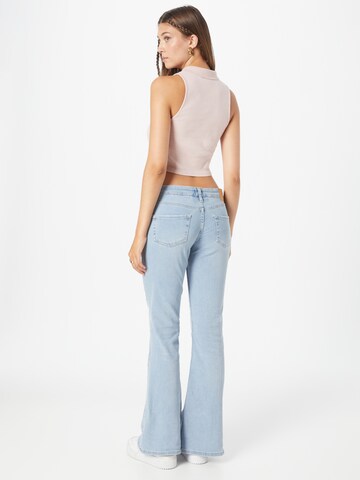 évasé Jean BDG Urban Outfitters en bleu