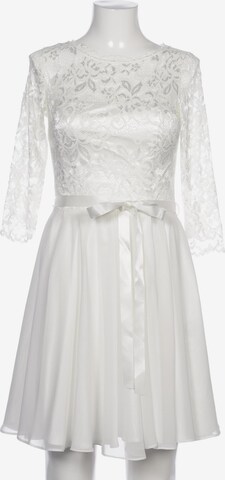 SWING Dress in M in White: front