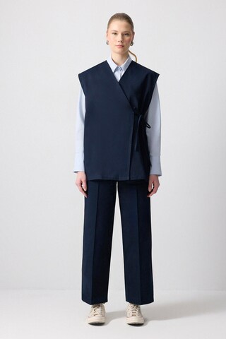 Touche Prive Broekpak in Blauw: voorkant