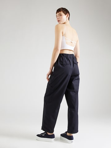 Loosefit Pantaloni 'JACKIE' di SOMETHINGNEW in blu