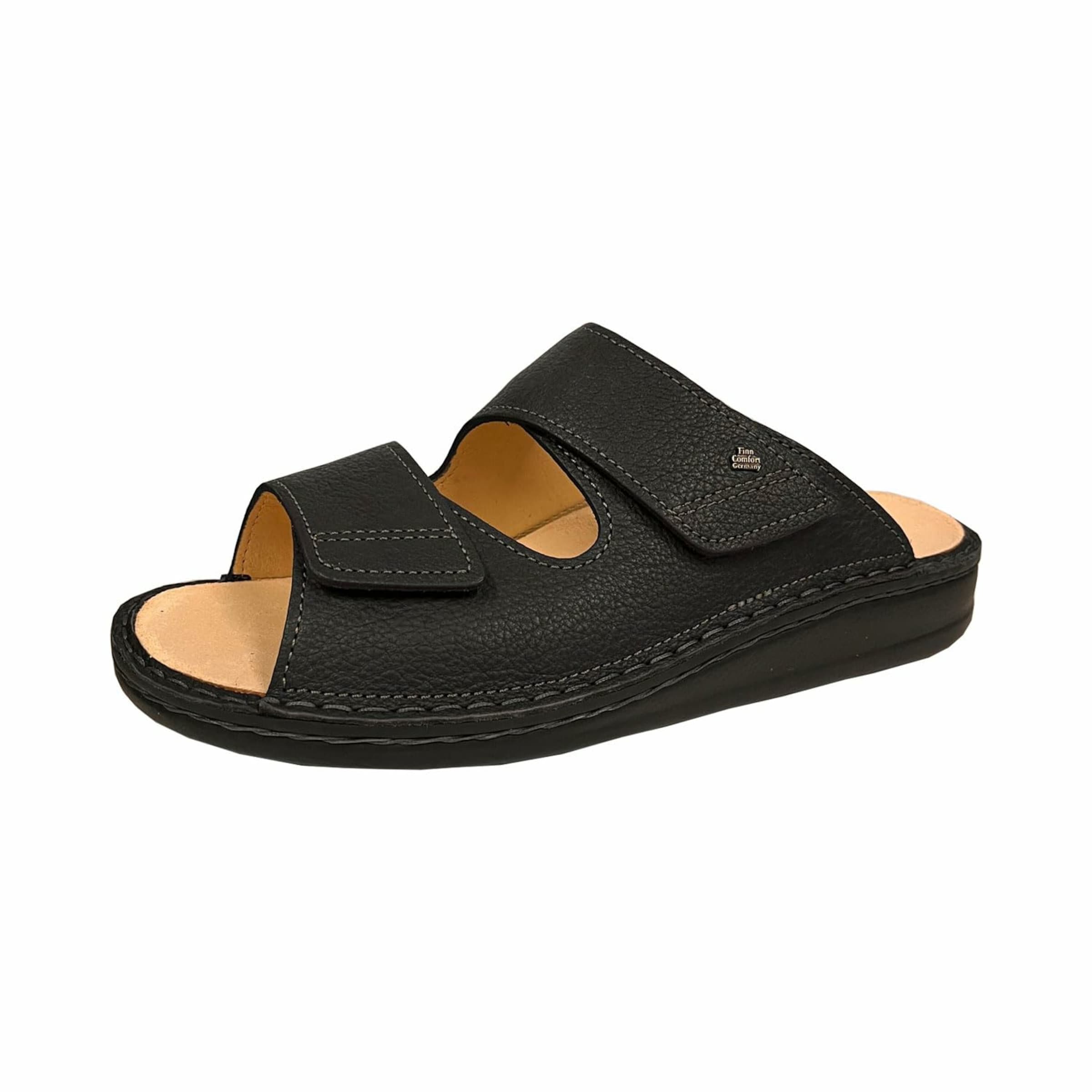 Finn Comfort Mule in Black: front