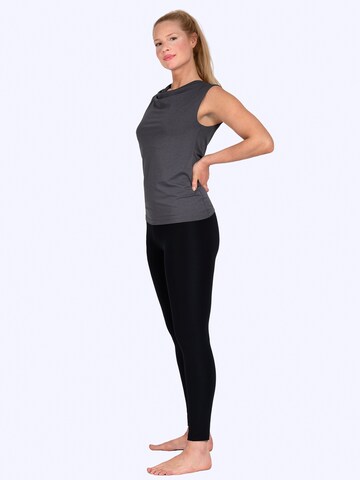 Magadi Sporttop 'Eva'‌‌‌‌ in Grau