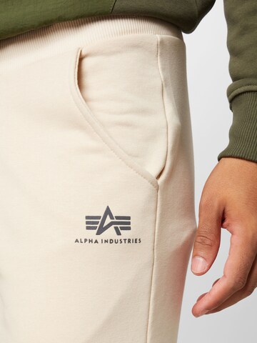 ALPHA INDUSTRIES Slimfit Broek in Beige