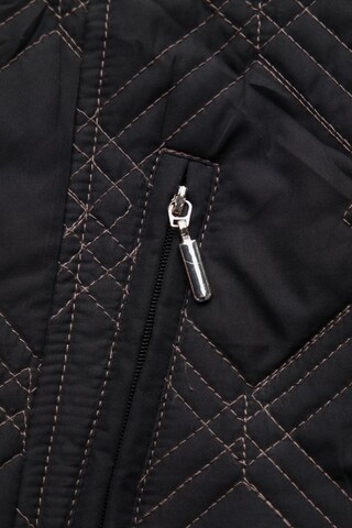 Malva Steppjacke M in Schwarz