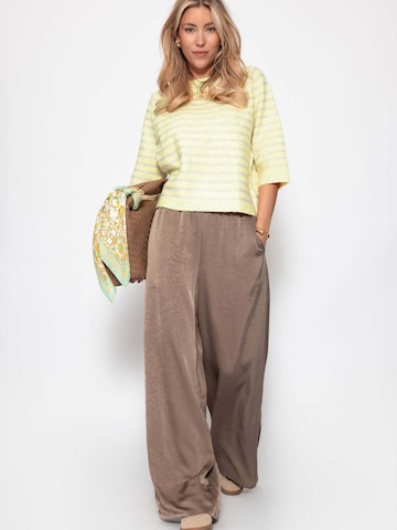 SASSYCLASSY Sweater in Yellow