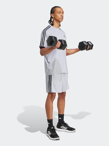 ADIDAS PERFORMANCE Regular Sportshorts 'Train Essentials' in Grau: Vorderseite