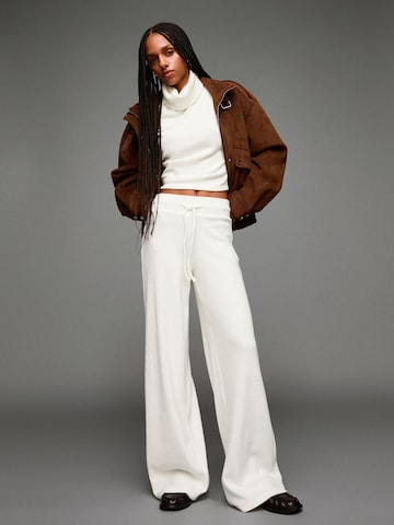Wide leg Pantaloni di Bershka in beige