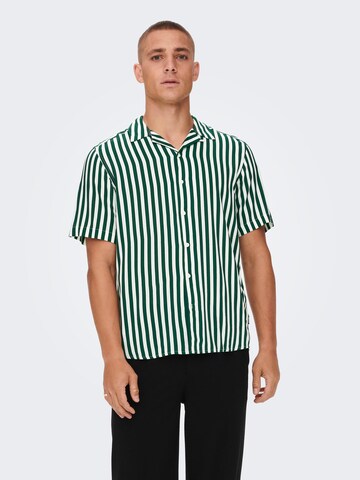 Fit confort Chemise 'Wayne' Only & Sons en vert : devant