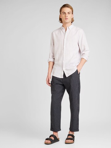 SELECTED HOMME Loose fit Pleat-Front Pants in Black