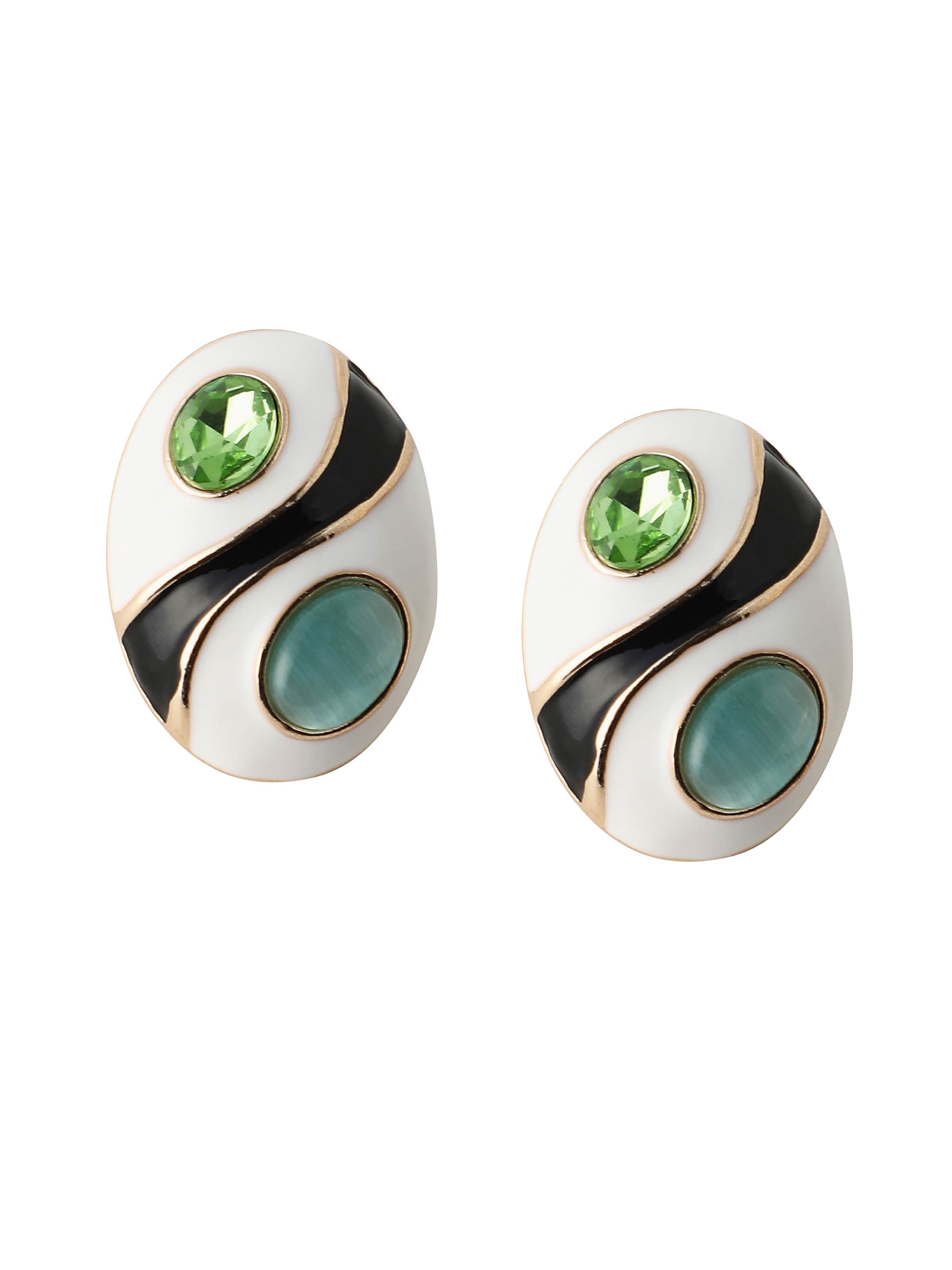 balts SOHI Auskari ' Nazma ': no priekšpuses