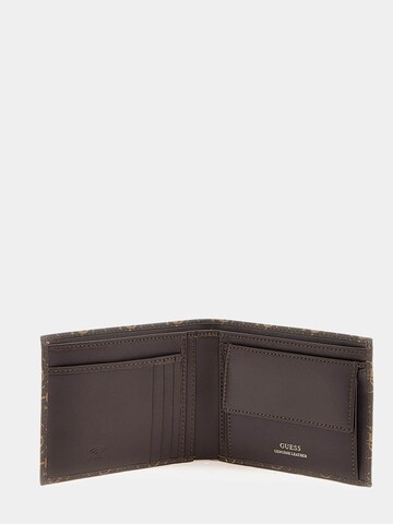 GUESS Wallet 'Vezzola' in Brown