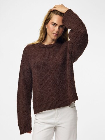 PIECES Sweater 'PCDORTHEA' in Brown