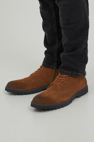 BLEND Lace-Up Boots in Brown: front