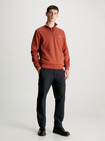 Calvin Klein Sweatshirt in Braun