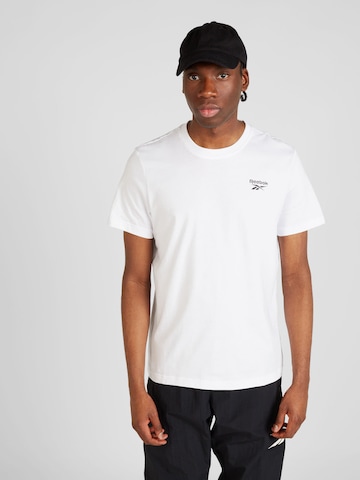 T-Shirt fonctionnel Reebok en blanc : devant