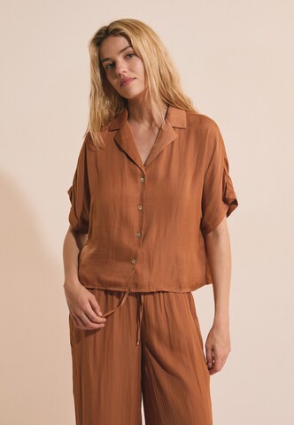 ETAM Slaapshirt 'Cheeta' in Bruin: voorkant