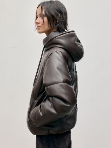 Pull&Bear Zimná bunda - Hnedá
