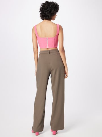 WEEKDAY Wide leg Pleat-front trousers 'Lilah' in Brown