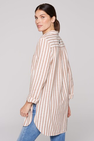 Soccx Strukturierte Longbluse mit Streifenmuster in Beige