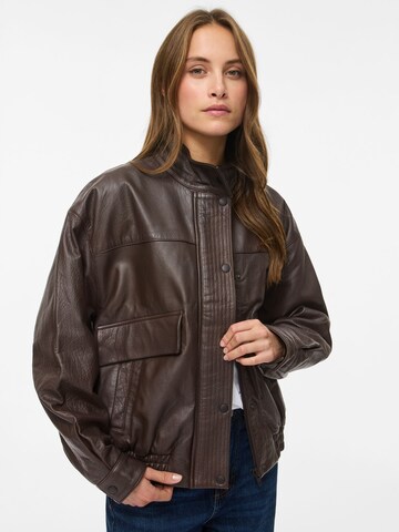 Veste mi-saison 'JADA' VILA en marron