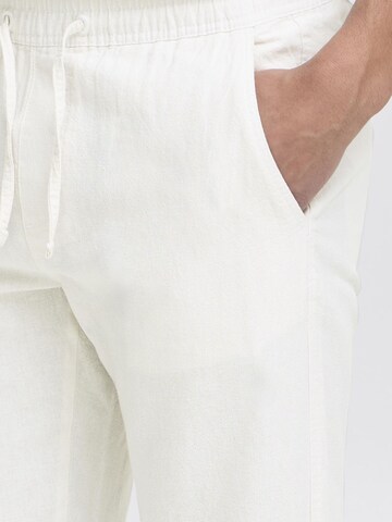 Regular Pantalon chino 'Passol' INDICODE JEANS en blanc