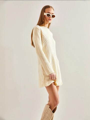 Bianco Lucci - Vestido de malha em branco