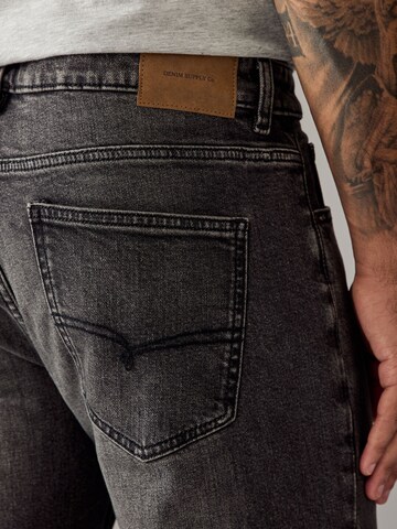 Next Regular Jeans i grå