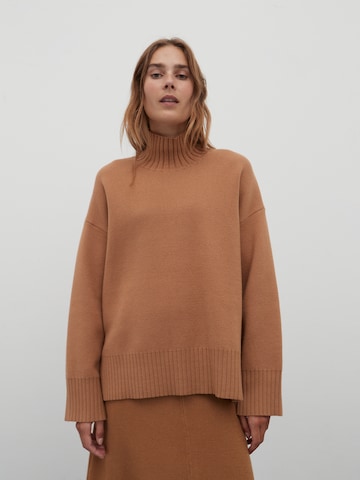 Pull-over 'Liese' EDITED en marron : devant