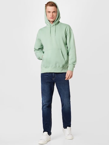 BURTON MENSWEAR LONDON - Sweatshirt em verde