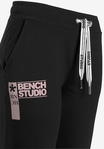 BENCH Обычный Спортивные штаны в Черный
